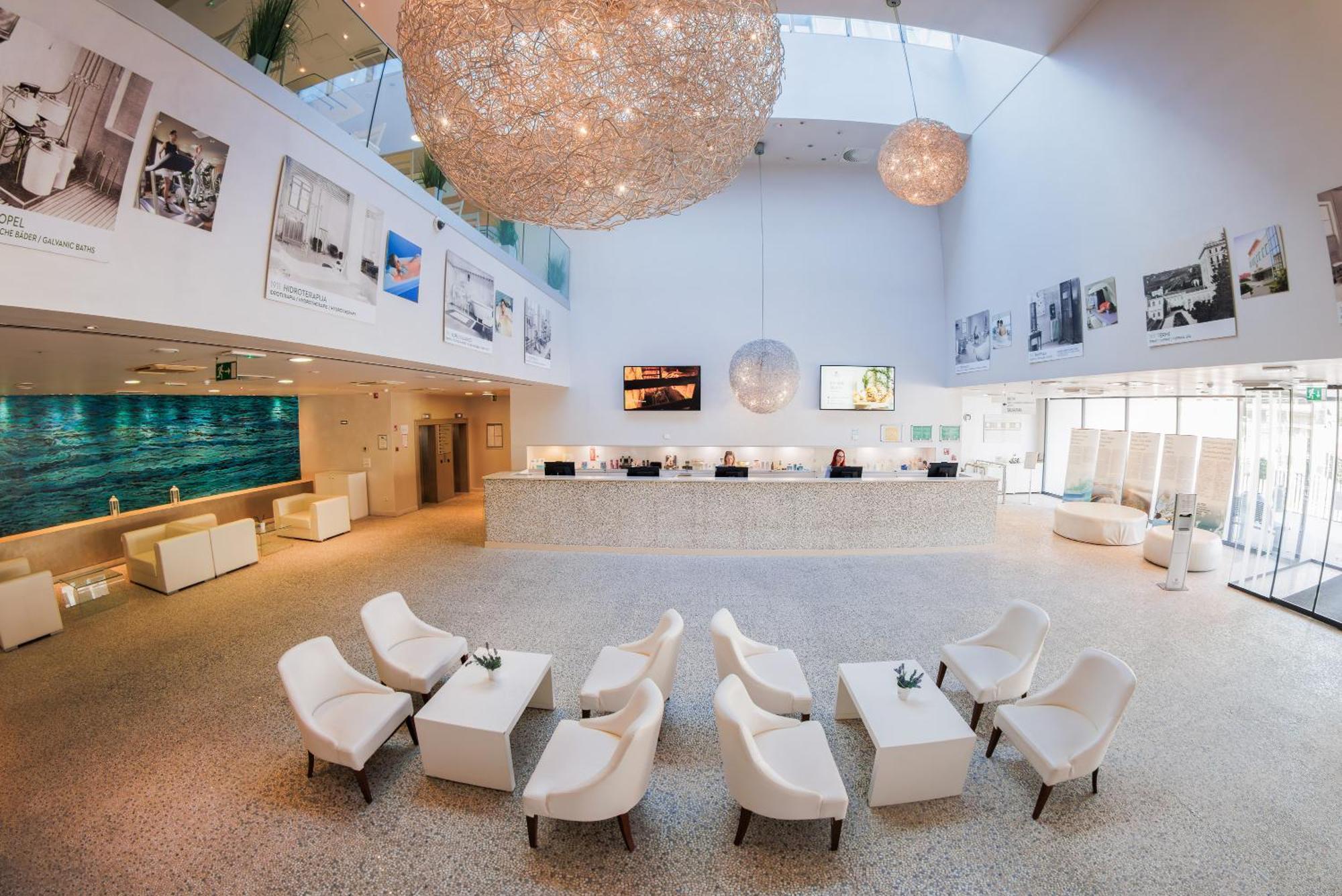 בפורטורוז Wellness Hotel Apollo - Terme & Wellness Lifeclass מראה חיצוני תמונה